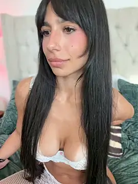 Chatroom XXX en direct de LoveLillyy