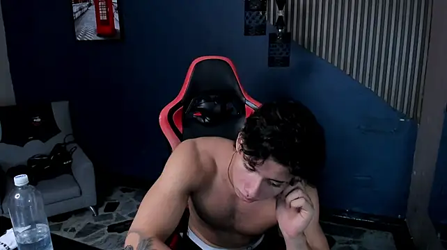 عرض كام Axxel_Muscle