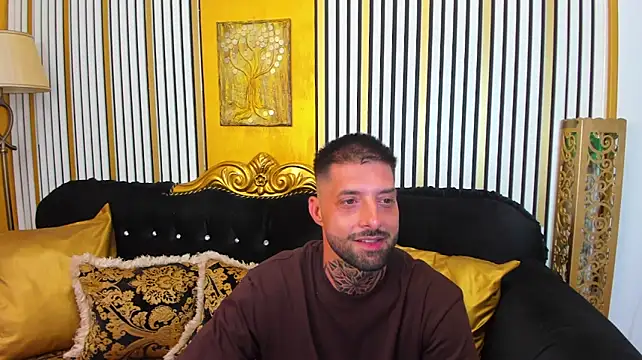 TommyDum Chat XXX in diretta