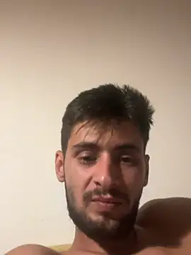 Show modela DragosNan na web-kameri