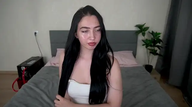 WildKittenX_ – Live XXX-chat