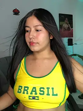 Chat XXX en directo de EmmaRossem