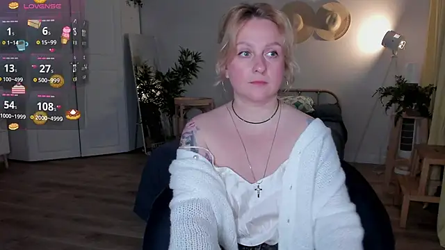 Lazy_Lady Chat XXX live