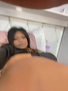 Robinzitah Chat XXX live