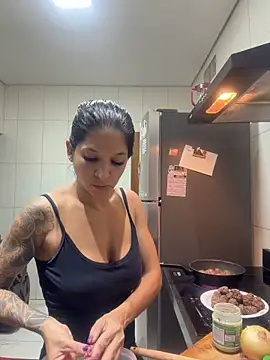 Show modela BiaDomeBiaDominatrix na web-kameri