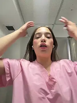 Czat XXX na żywo – Sweet_Milaa1