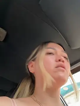 Danielavegax élő XXX-chatje
