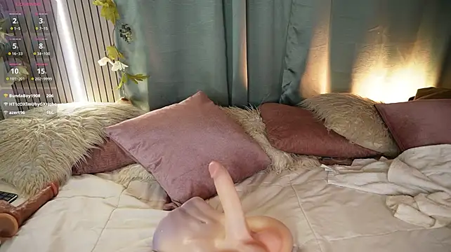 Chat +18 de RossemaryRain ao vivo