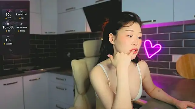 Chat +18 de ShaiyaMinn3 ao vivo