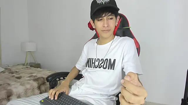 julian_xx Live XXX-Chat
