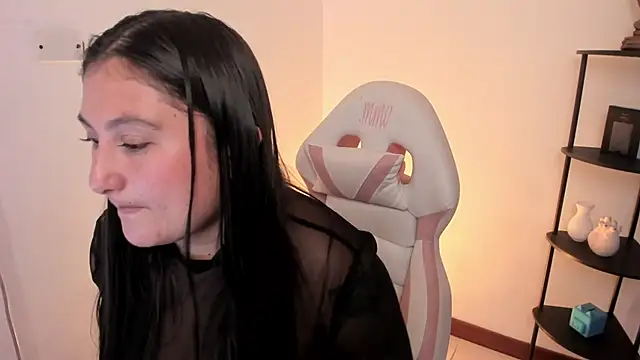EmaTramel1 Chat XXX in diretta