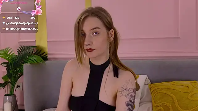 Flora_DeVille Adlı Modelin Canlı XXX Sohbeti
