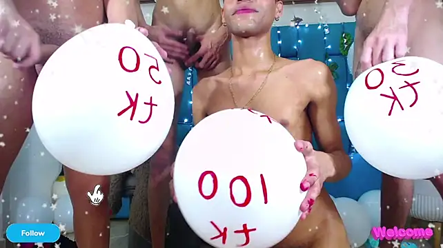 Chat +18 de Dirty3someGuys ao vivo