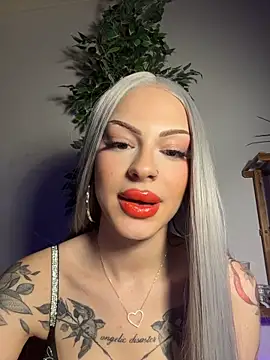 DollyRuby's Live XXX Chat