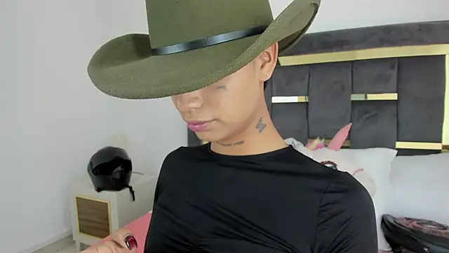 Živý XXX chat Exotic__April