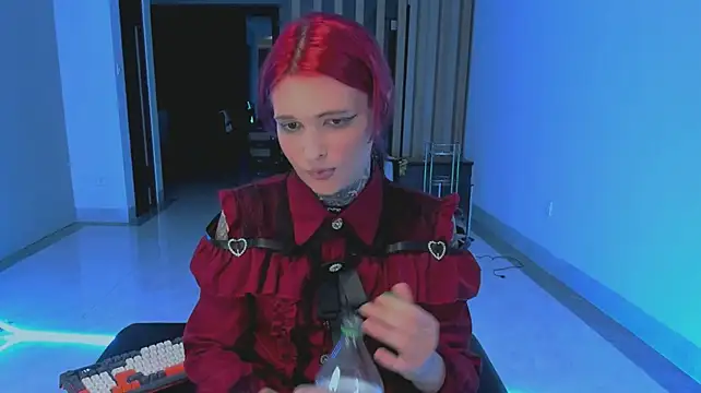 Chat XXX en directo de Simona_Rain