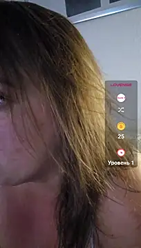 Živý XXX chat Blondibaby