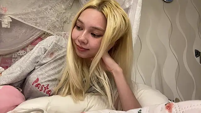 LinaFloww Chat XXX live
