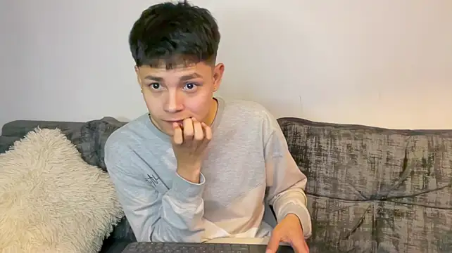 Chatroom XXX en direct de Andy_Belier23