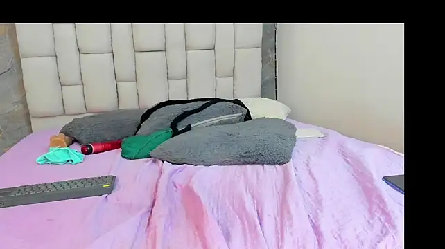 Czat XXX na żywo – lily_rose1