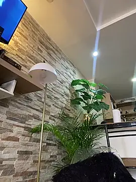 Chat +18 de alina_voss ao vivo
