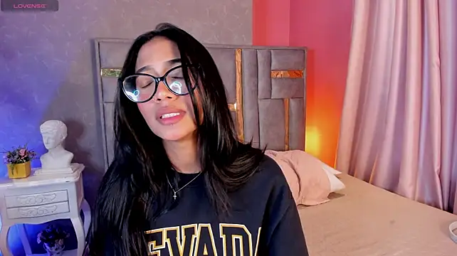 Tyla_Ks Chat XXX in diretta