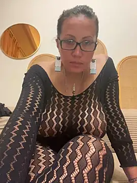 دردشة Alicedomi8 الجنسية المباشرة