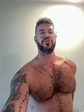 mrbighairychest Show Webcam