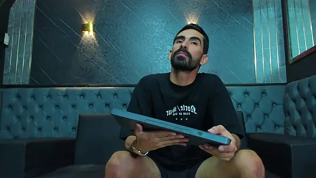 Andres_Bless: απευθείας συνομιλία ΧΧΧ