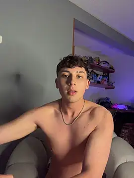 OLIVER_Kn Webbikameraesitys