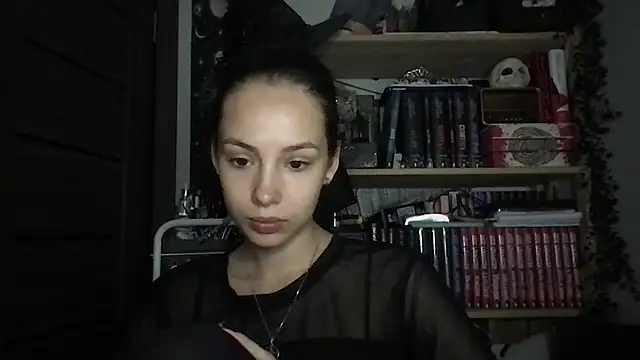 Yuna5343 Chat XXX in diretta