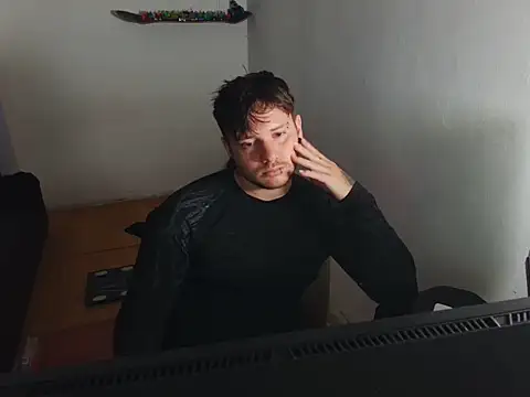 Skol_100802 Live XXX-chat