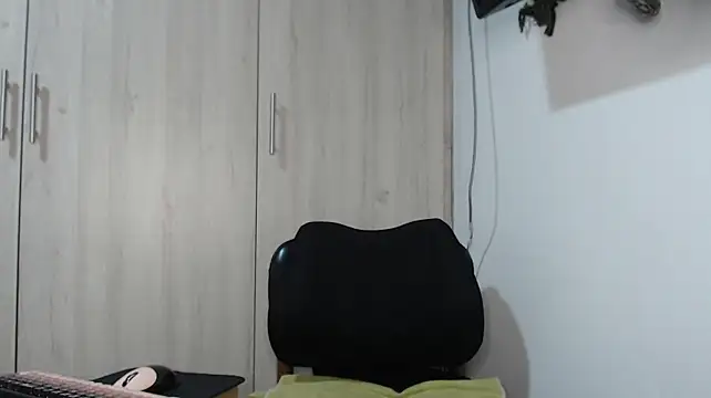 khawit_1's Live XXX Chat