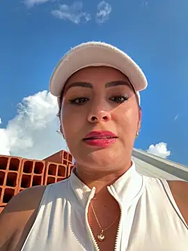Czat XXX na żywo – LINDA_PATTY94