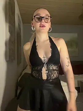 SexyyEmilyy's Live XXX Chat