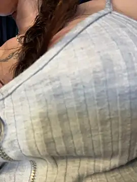 Nicolle_foxy 现场XXX聊天