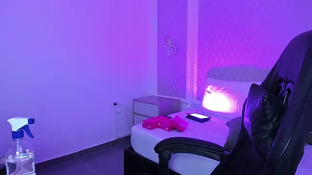aitana_dork Adlı Modelin Web Kamerası Şovu