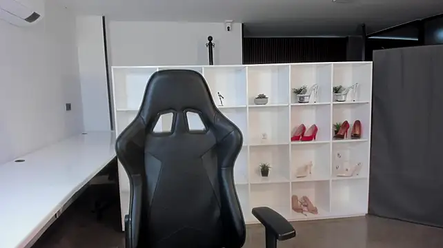 natural_bigboobs 现场XXX聊天