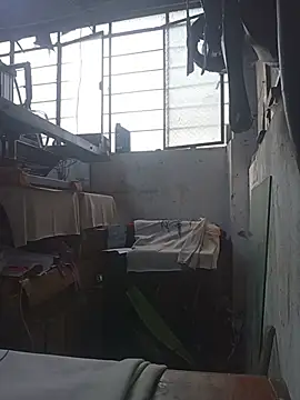 BuiltHotline 웹캠 쇼