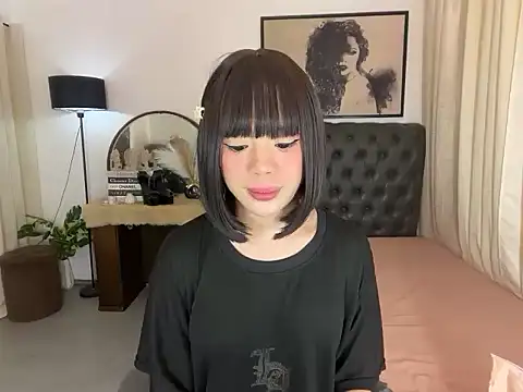 Pumi_akiko Chat XXX in diretta