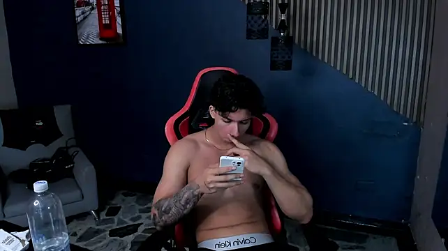 Chat XXX en directo de Axxel_Muscle