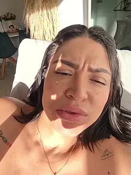 دردشة Ina_Jody_ الجنسية المباشرة