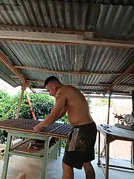 הופעת וובקאם של hoteder