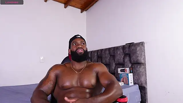 Chat +18 de james_musclebbc ao vivo