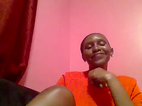 Ebony_Africa1 élő XXX-chatje