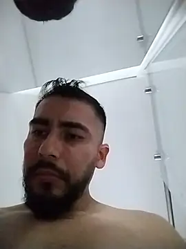 Vazquenuann's Live XXX Chat