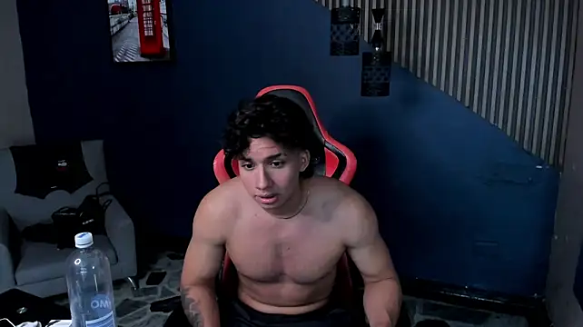 Axxel_Muscle: απευθείας συνομιλία ΧΧΧ