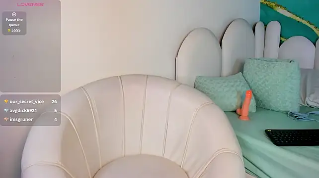 dennis_ford Live XXX-chat