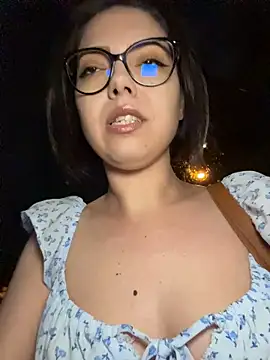 แชท XXX สดของ KaylaLewyss