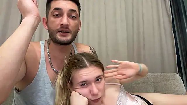 SARSILMAZ_HOME Adlı Modelin Web Kamerası Şovu